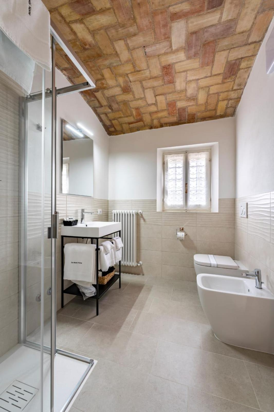Due Maesta Home Reggio Emilia Bagian luar foto