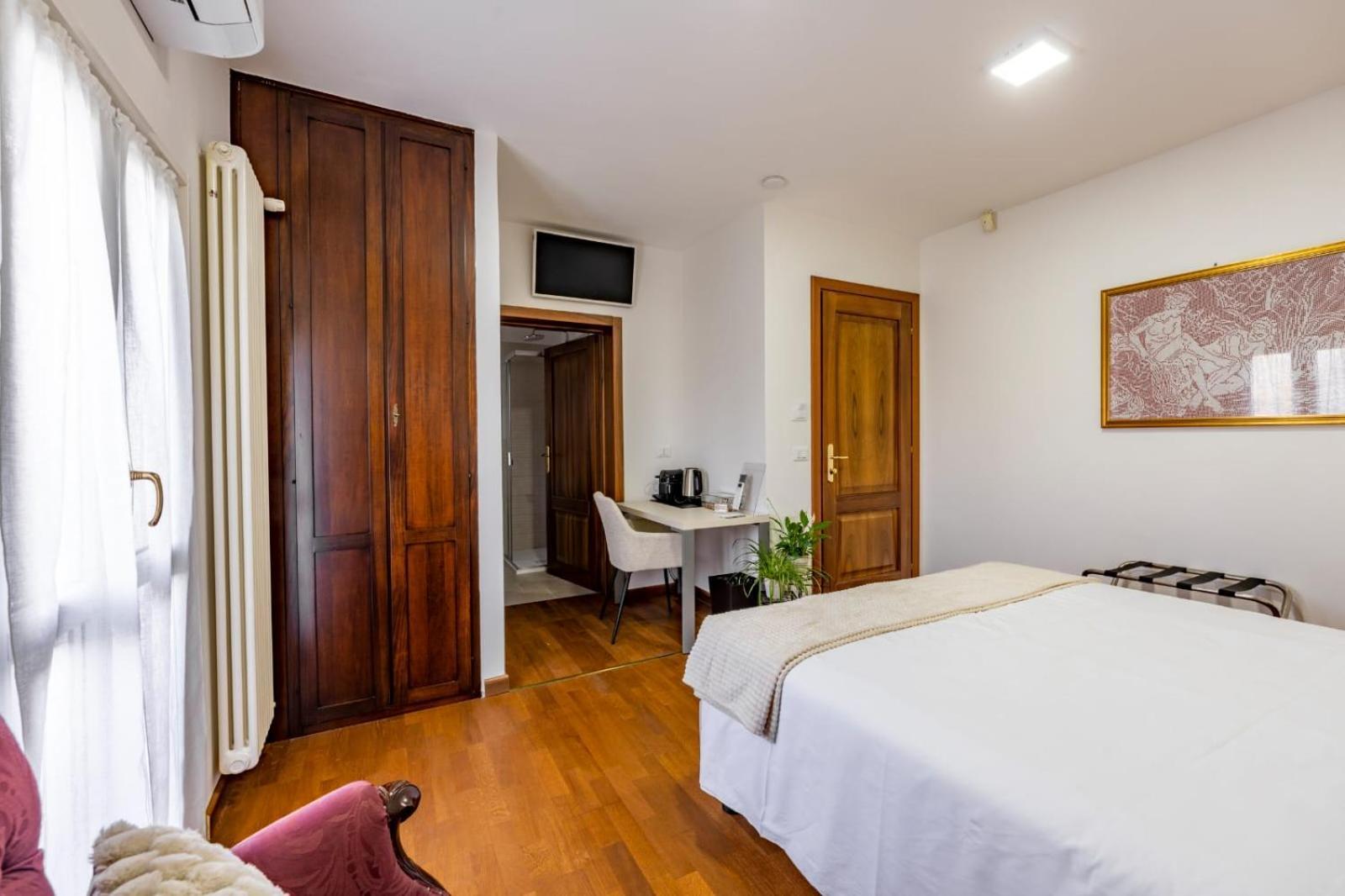 Due Maesta Home Reggio Emilia Bagian luar foto